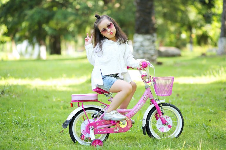 Xe đạp trẻ em TOTEM AG16 dành cho bé gái từ 4 đến 6 tuổi - Xe đạp Totem